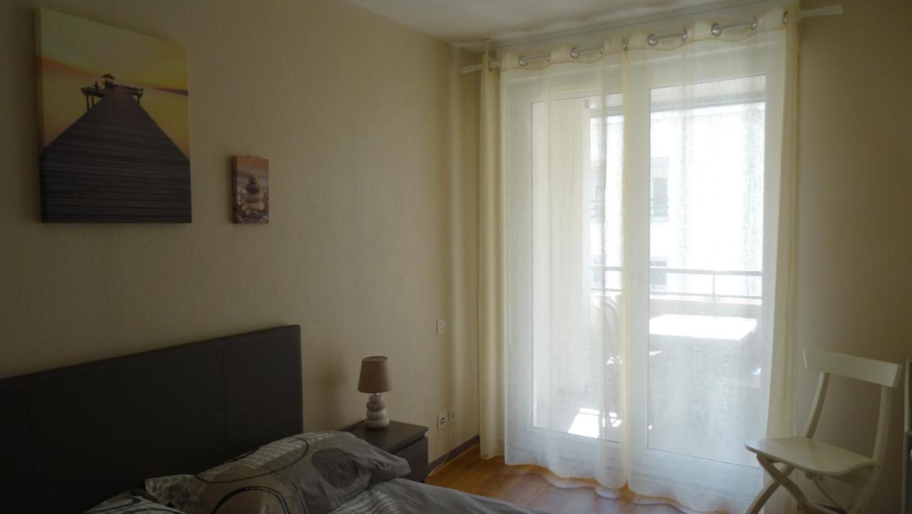 Appart T2 Standing Tout Confort Avec Balcon - Parking En Option Lyon Exterior photo