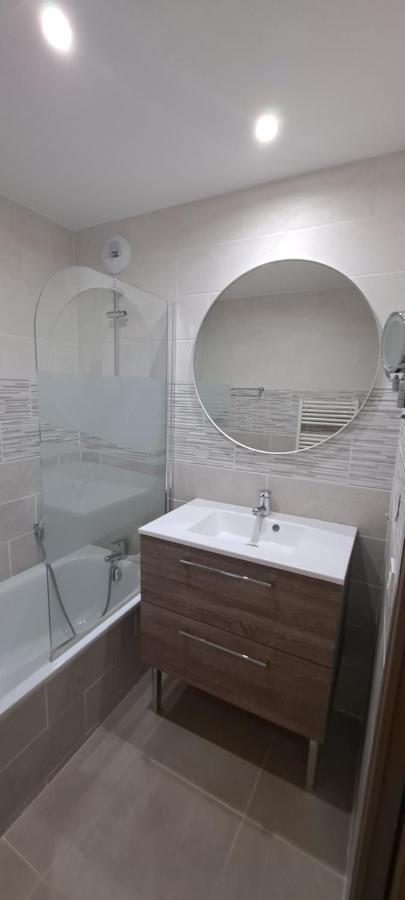 Appart T2 Standing Tout Confort Avec Balcon - Parking En Option Lyon Exterior photo